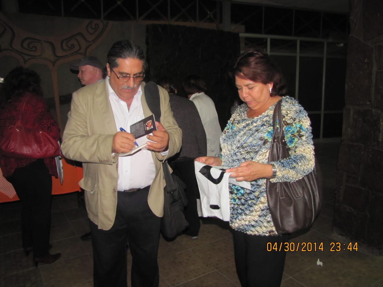 Lanzamiento de Otoñal, Arica e Iquique
